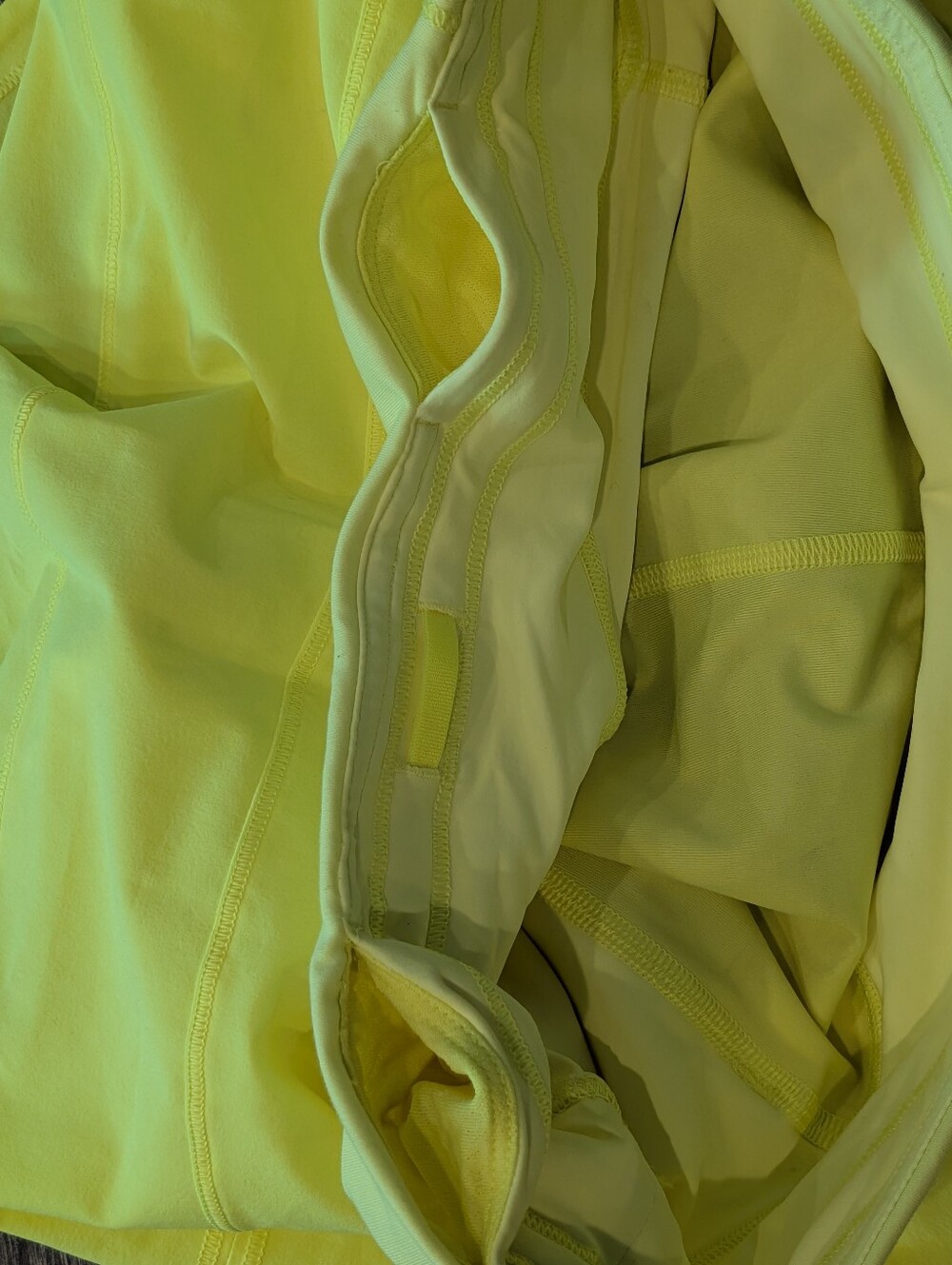 Lululemon Pace Rival Mid Rise Skirt Size 4 Highlight Yellow Neon Cute Activewear - Picture 9 of 9